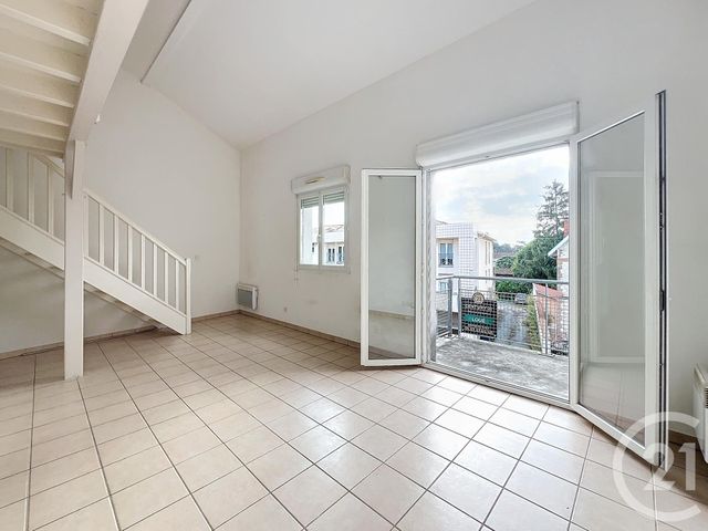 Appartement T2 à louer - 2 pièces - 46.64 m2 - VILLENEUVE SUR LOT - 47 - AQUITAINE - Century 21 Bastien Gonzalez