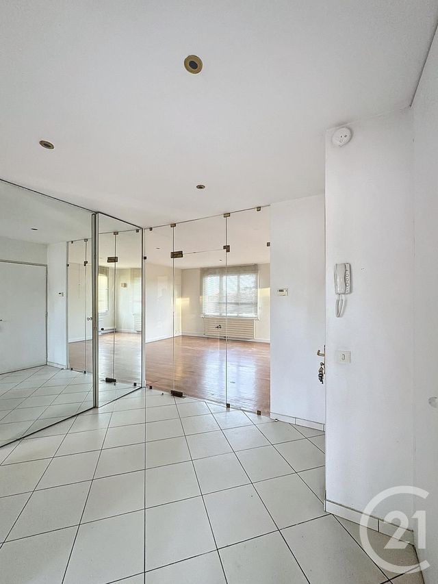 Appartement T3 à vendre - 3 pièces - 78.33 m2 - VILLENEUVE SUR LOT - 47 - AQUITAINE - Century 21 Bastien Gonzalez