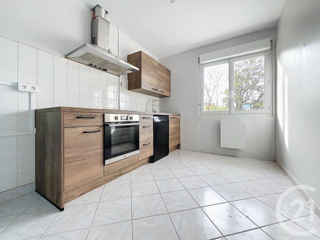 Appartement T4 à louer - 5 pièces - 93.69 m2 - CANCON - 47 - AQUITAINE - Century 21 Bastien Gonzalez